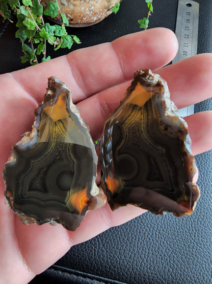 Condor agate split nodule