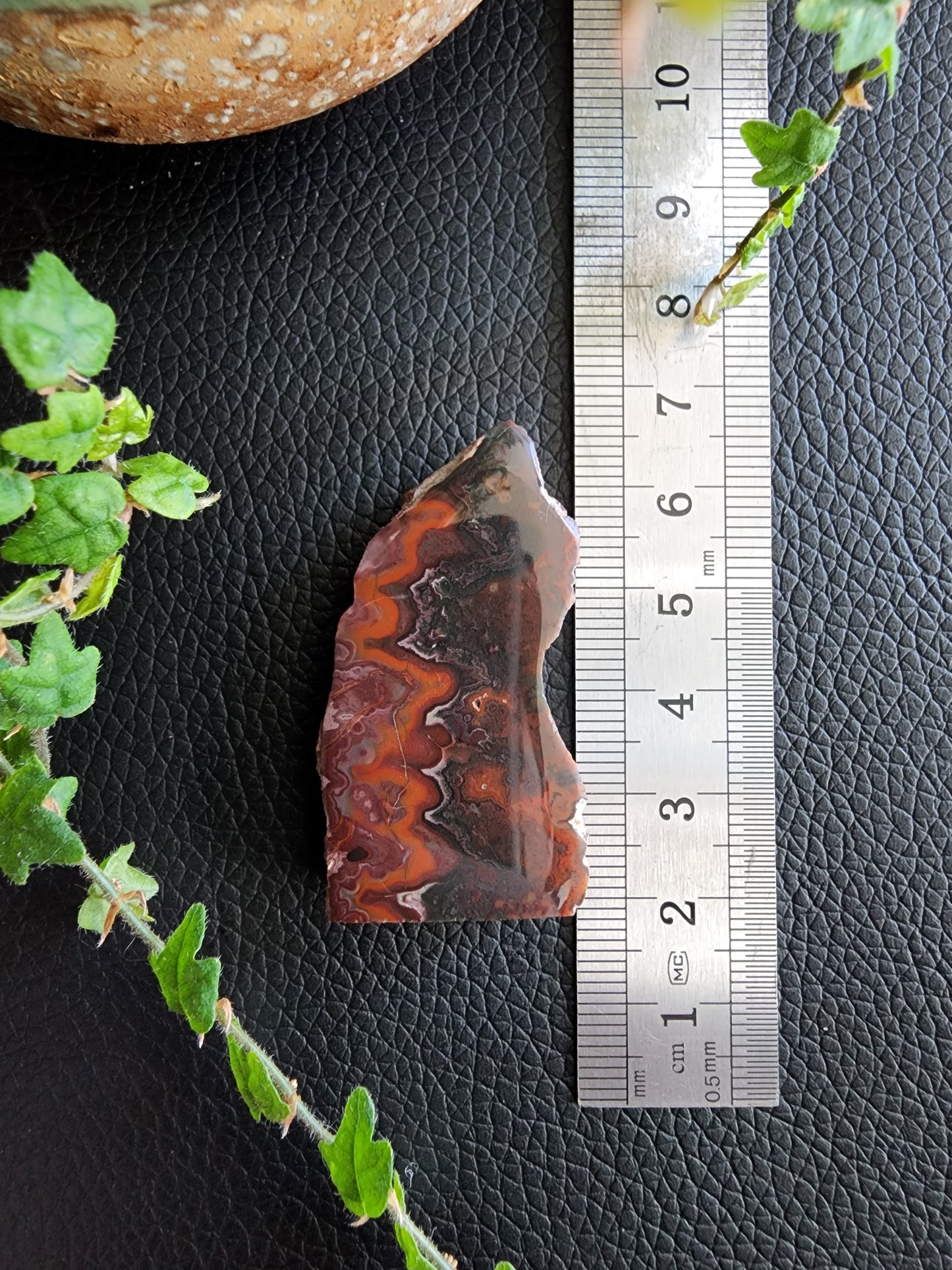 Idaho seam agate specimen